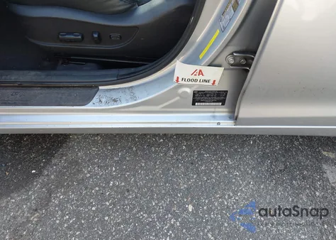 2013 Hyundai Elantra Limited z USA, uszkodzony, nr VIN 5NPDH4AEXDH395292